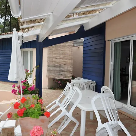 Avec Piscine Et Jardin - 75401 لاكانو